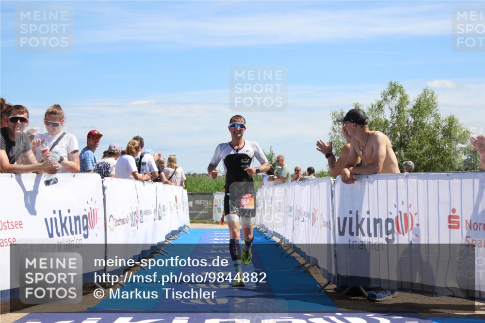 21.06.2026 - Viking Triathlon Markus Tischler http://msf.ph/oto/9844882 21.06.2026 14:13:42 Ziel 359 meine-sportfotos.de