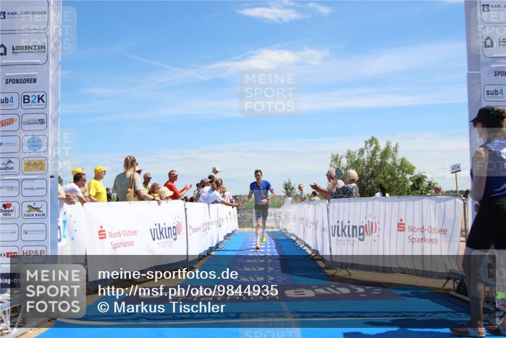 21.06.2026 - Viking Triathlon Markus Tischler http://msf.ph/oto/9844935 21.06.2026 14:15:24 Ziel 410 meine-sportfotos.de