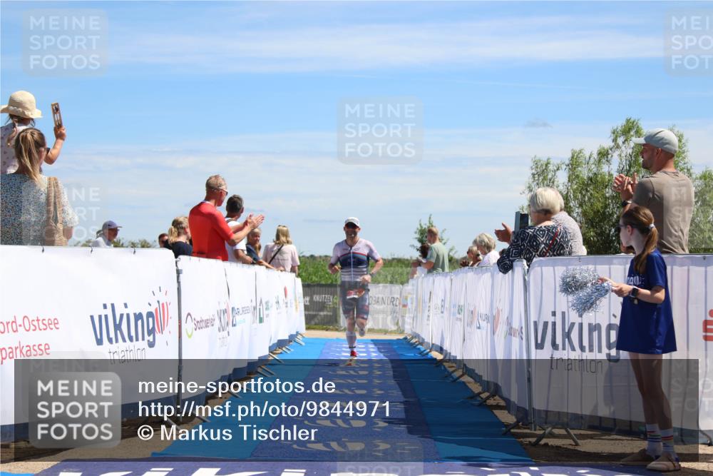 21.06.2026 - Viking Triathlon Markus Tischler http://msf.ph/oto/9844971 21.06.2026 14:17:51 Ziel 104 meine-sportfotos.de