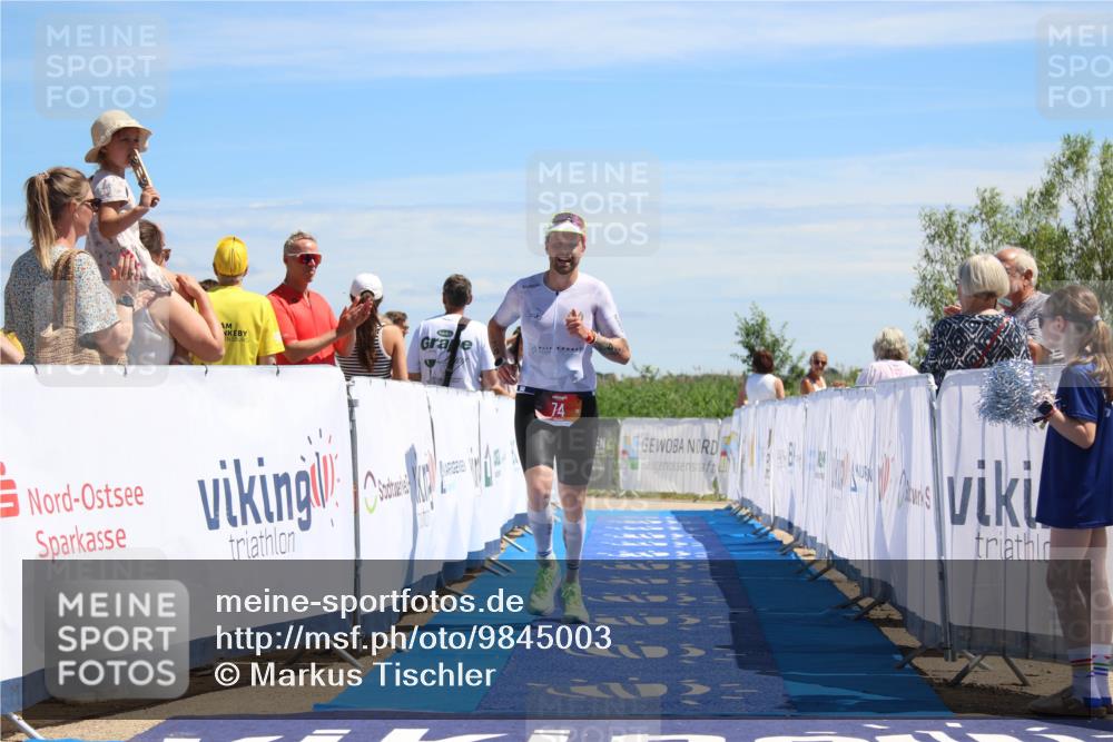 21.06.2026 - Viking Triathlon Markus Tischler http://msf.ph/oto/9845003 21.06.2026 14:19:35 Ziel 74 meine-sportfotos.de