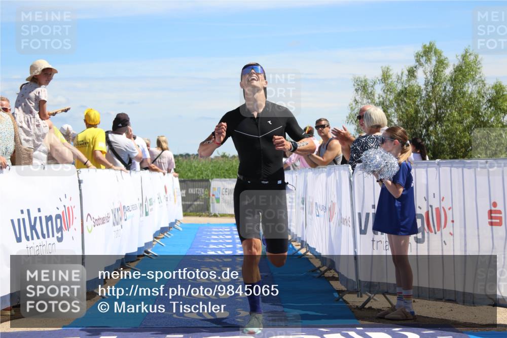 21.06.2026 - Viking Triathlon Markus Tischler http://msf.ph/oto/9845065 21.06.2026 14:24:01 Ziel 446 meine-sportfotos.de