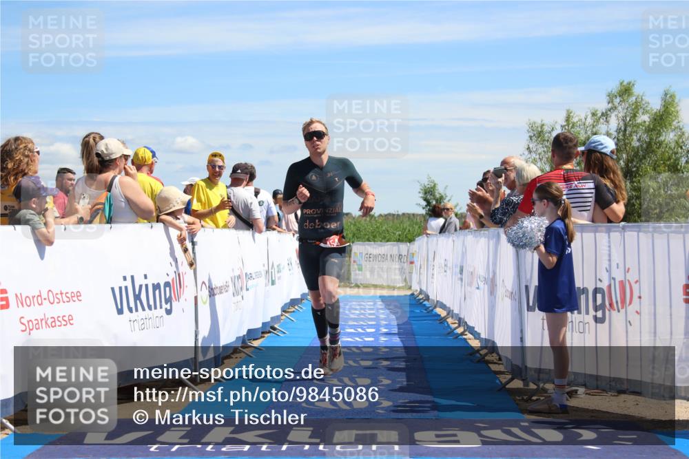 21.06.2026 - Viking Triathlon Markus Tischler http://msf.ph/oto/9845086 21.06.2026 14:26:08 Ziel 454 meine-sportfotos.de