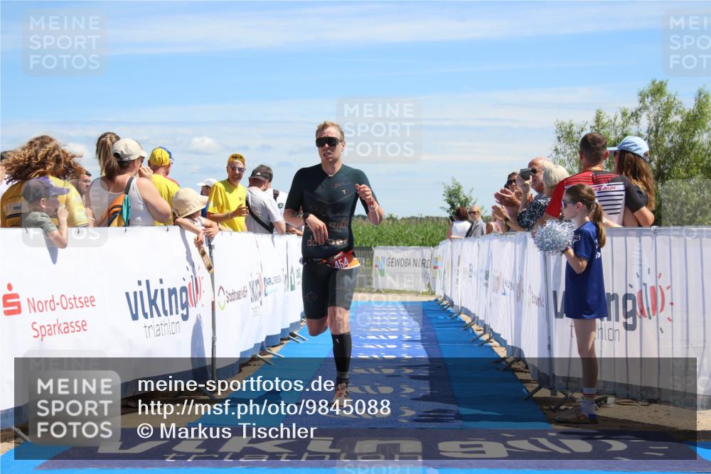 21.06.2026 - Viking Triathlon Markus Tischler http://msf.ph/oto/9845088 21.06.2026 14:26:08 Ziel 454 meine-sportfotos.de