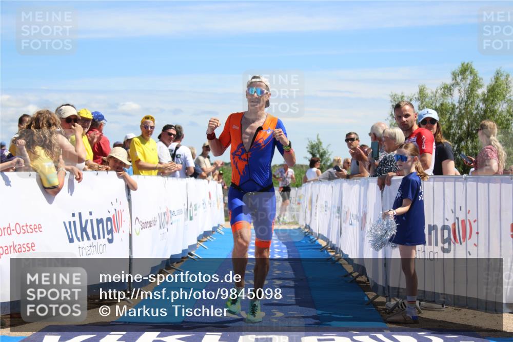21.06.2026 - Viking Triathlon Markus Tischler http://msf.ph/oto/9845098 21.06.2026 14:26:46 Ziel 200 meine-sportfotos.de