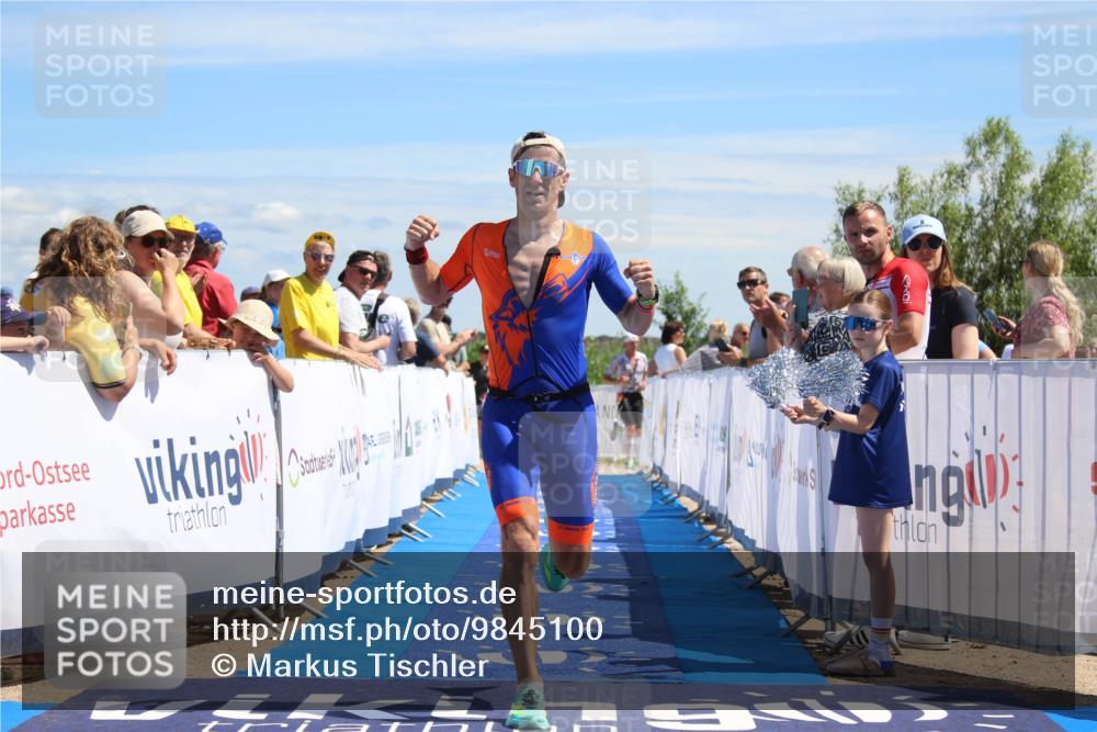 21.06.2026 - Viking Triathlon Markus Tischler http://msf.ph/oto/9845100 21.06.2026 14:26:46 Ziel 200 meine-sportfotos.de