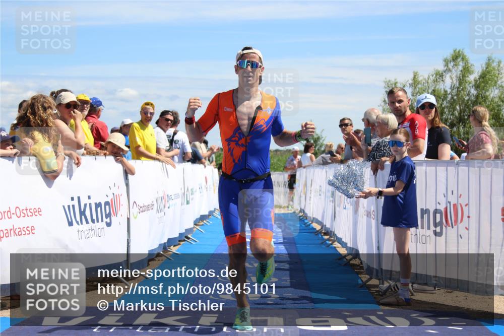 21.06.2026 - Viking Triathlon Markus Tischler http://msf.ph/oto/9845101 21.06.2026 14:26:46 Ziel 200 meine-sportfotos.de