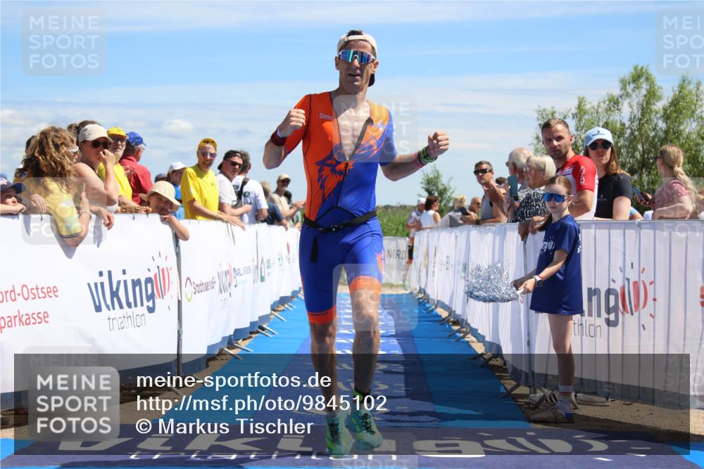 21.06.2026 - Viking Triathlon Markus Tischler http://msf.ph/oto/9845102 21.06.2026 14:26:46 Ziel 200 meine-sportfotos.de