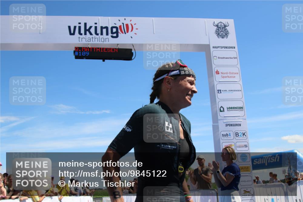 21.06.2026 - Viking Triathlon Markus Tischler http://msf.ph/oto/9845122 21.06.2026 14:27:27 Ziel 18 meine-sportfotos.de