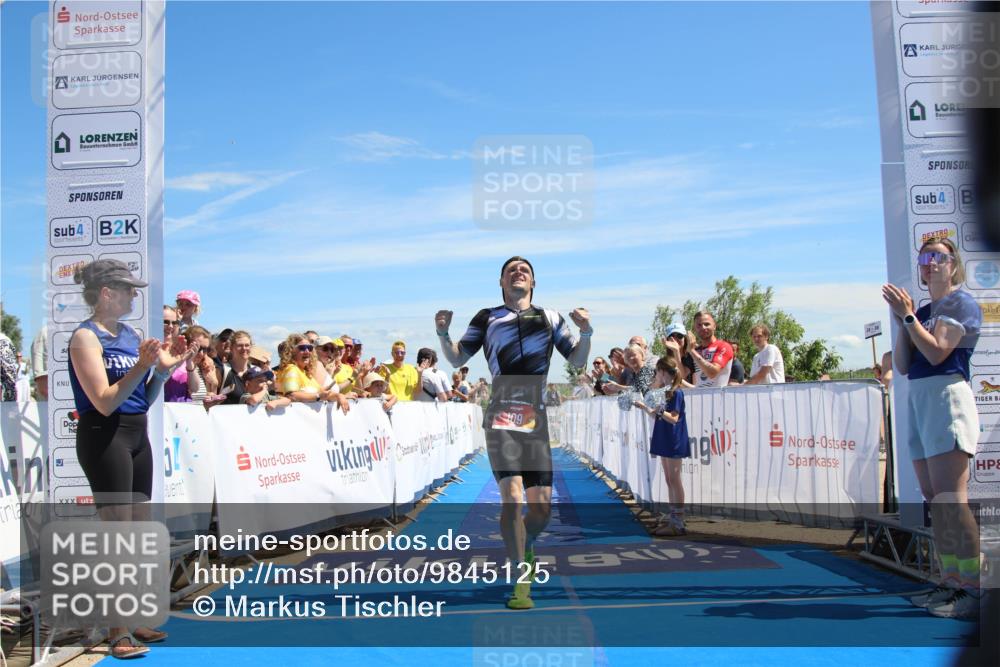 21.06.2026 - Viking Triathlon Markus Tischler http://msf.ph/oto/9845125 21.06.2026 14:27:39 Ziel 109 meine-sportfotos.de