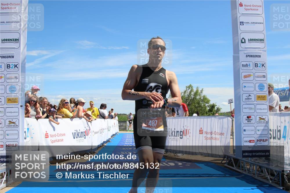 21.06.2026 - Viking Triathlon Markus Tischler http://msf.ph/oto/9845132 21.06.2026 14:28:05 Ziel 487 meine-sportfotos.de