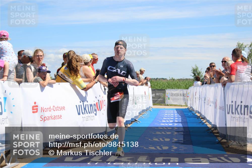 21.06.2026 - Viking Triathlon Markus Tischler http://msf.ph/oto/9845138 21.06.2026 14:28:27 Ziel 565 meine-sportfotos.de