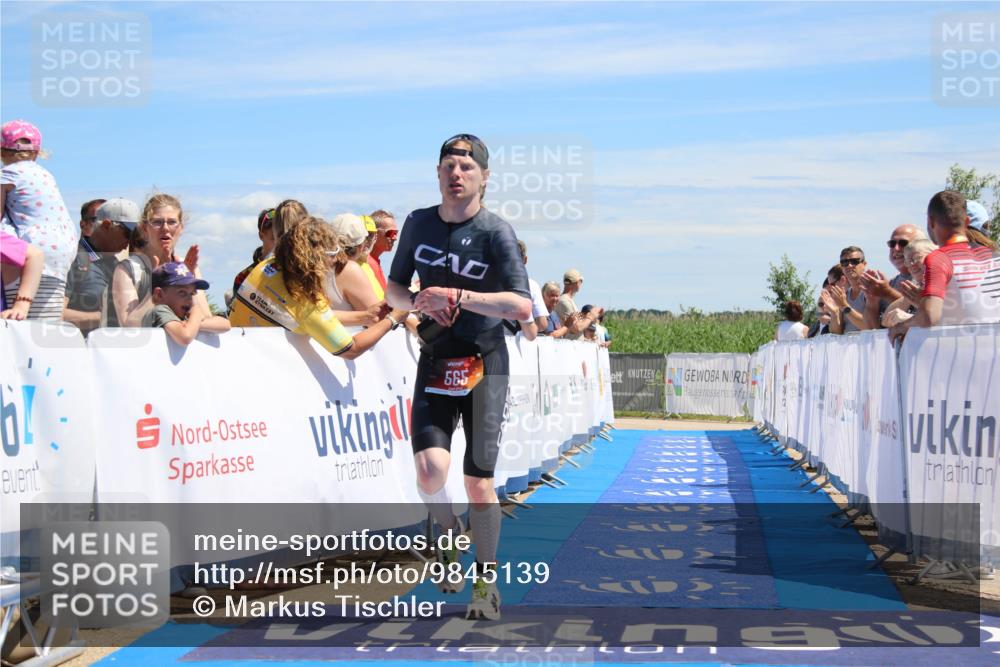 21.06.2026 - Viking Triathlon Markus Tischler http://msf.ph/oto/9845139 21.06.2026 14:28:27 Ziel 565 meine-sportfotos.de