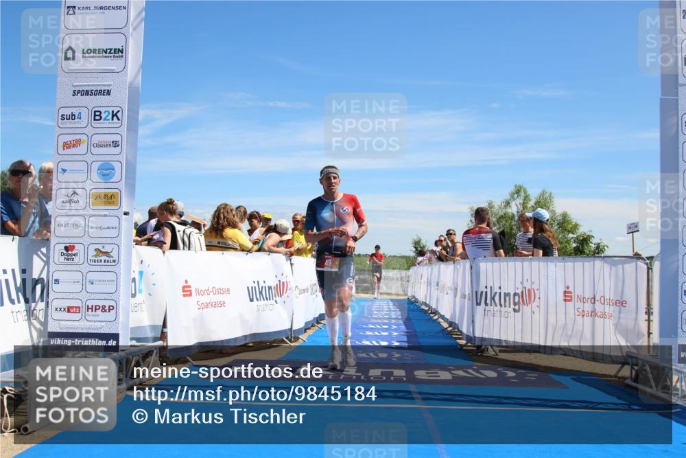 21.06.2026 - Viking Triathlon Markus Tischler http://msf.ph/oto/9845184 21.06.2026 14:30:29 Ziel 49, 506 meine-sportfotos.de