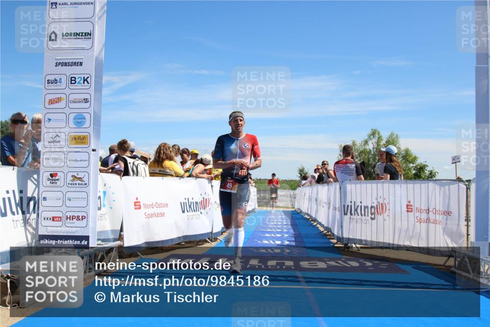 21.06.2026 - Viking Triathlon Markus Tischler http://msf.ph/oto/9845186 21.06.2026 14:30:29 Ziel 49, 506 meine-sportfotos.de
