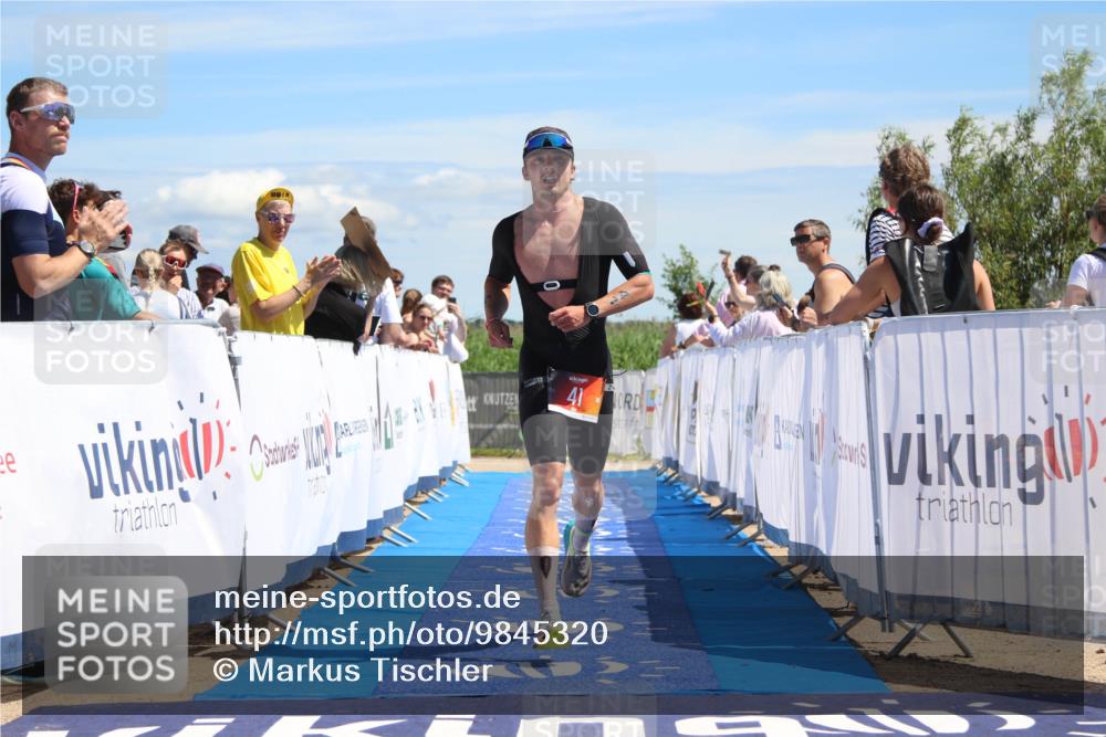 21.06.2026 - Viking Triathlon Markus Tischler http://msf.ph/oto/9845320 21.06.2026 14:37:20 Ziel 41 meine-sportfotos.de