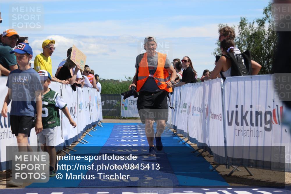 21.06.2026 - Viking Triathlon Markus Tischler http://msf.ph/oto/9845413 21.06.2026 14:39:39 Ziel  meine-sportfotos.de
