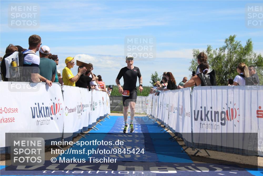 21.06.2026 - Viking Triathlon Markus Tischler http://msf.ph/oto/9845424 21.06.2026 14:40:05 Ziel 214 meine-sportfotos.de