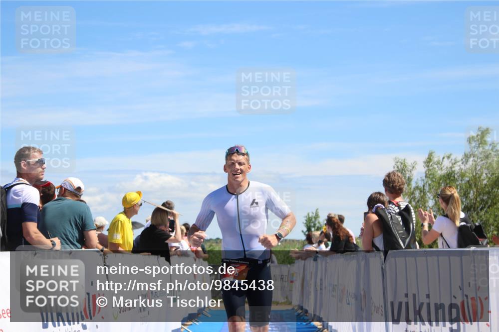 21.06.2026 - Viking Triathlon Markus Tischler http://msf.ph/oto/9845438 21.06.2026 14:40:29 Ziel 221, 475 meine-sportfotos.de