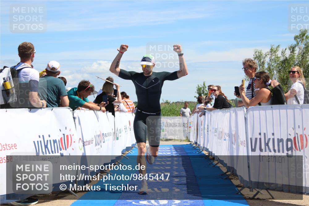 21.06.2026 - Viking Triathlon Markus Tischler http://msf.ph/oto/9845447 21.06.2026 14:40:34 Ziel 221, 475 meine-sportfotos.de