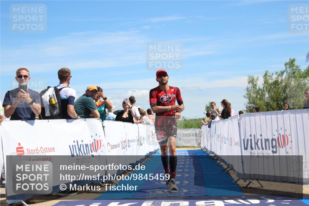 21.06.2026 - Viking Triathlon Markus Tischler http://msf.ph/oto/9845459 21.06.2026 14:40:51 Ziel 302, 394 meine-sportfotos.de