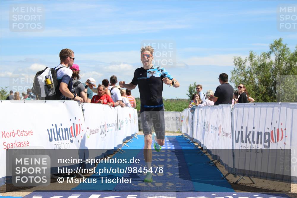 21.06.2026 - Viking Triathlon Markus Tischler http://msf.ph/oto/9845478 21.06.2026 14:41:51 Ziel 429 meine-sportfotos.de
