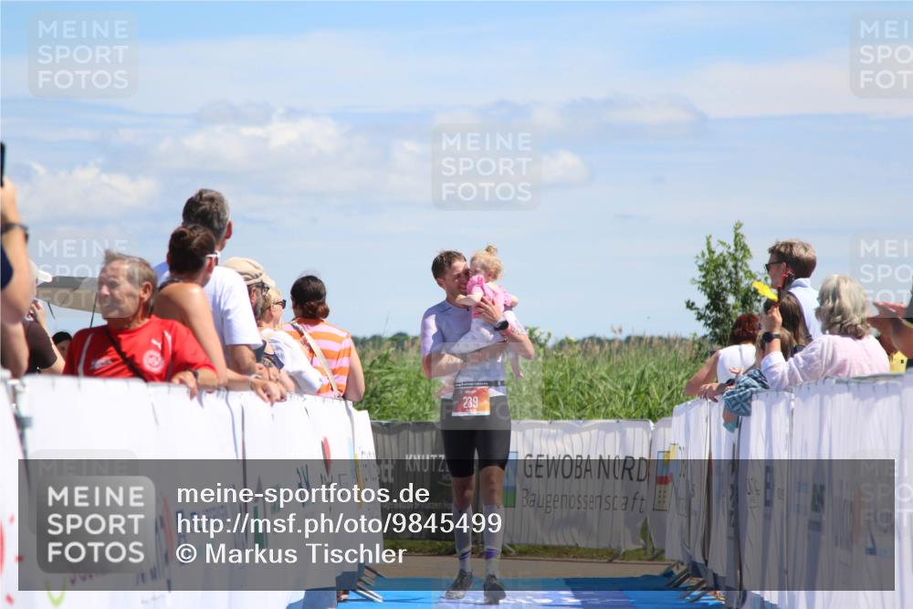 21.06.2026 - Viking Triathlon Markus Tischler http://msf.ph/oto/9845499 21.06.2026 14:42:10 Ziel  meine-sportfotos.de