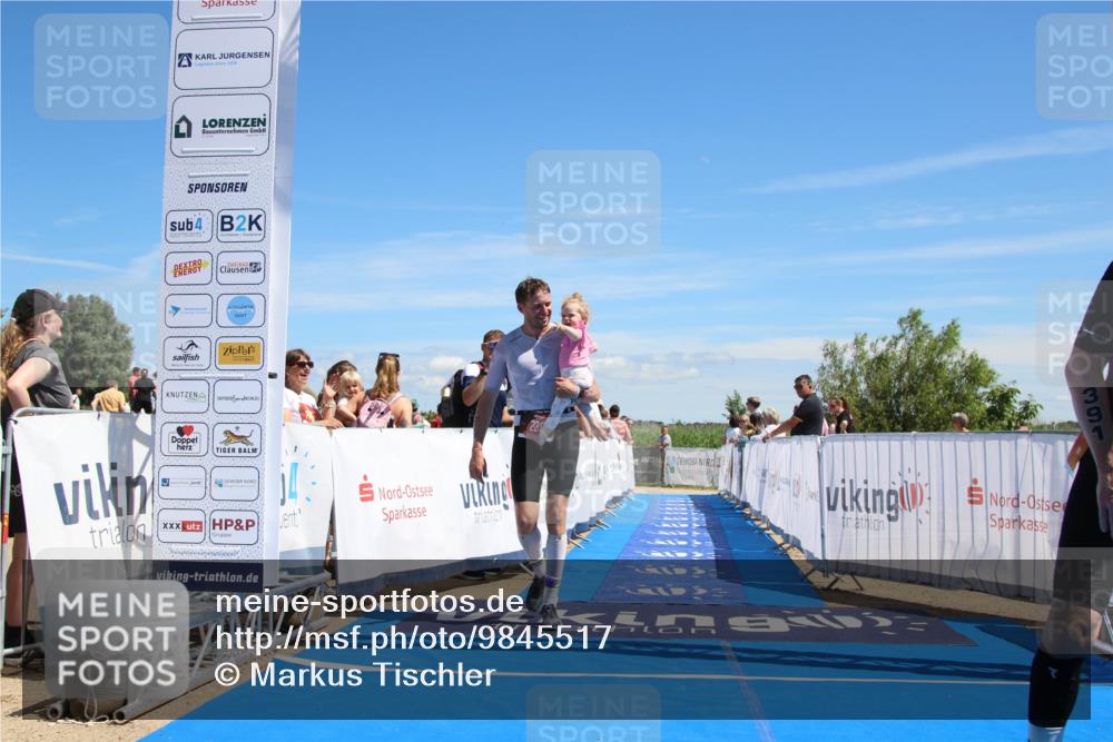 21.06.2026 - Viking Triathlon Markus Tischler http://msf.ph/oto/9845517 21.06.2026 14:42:21 Ziel 239 meine-sportfotos.de