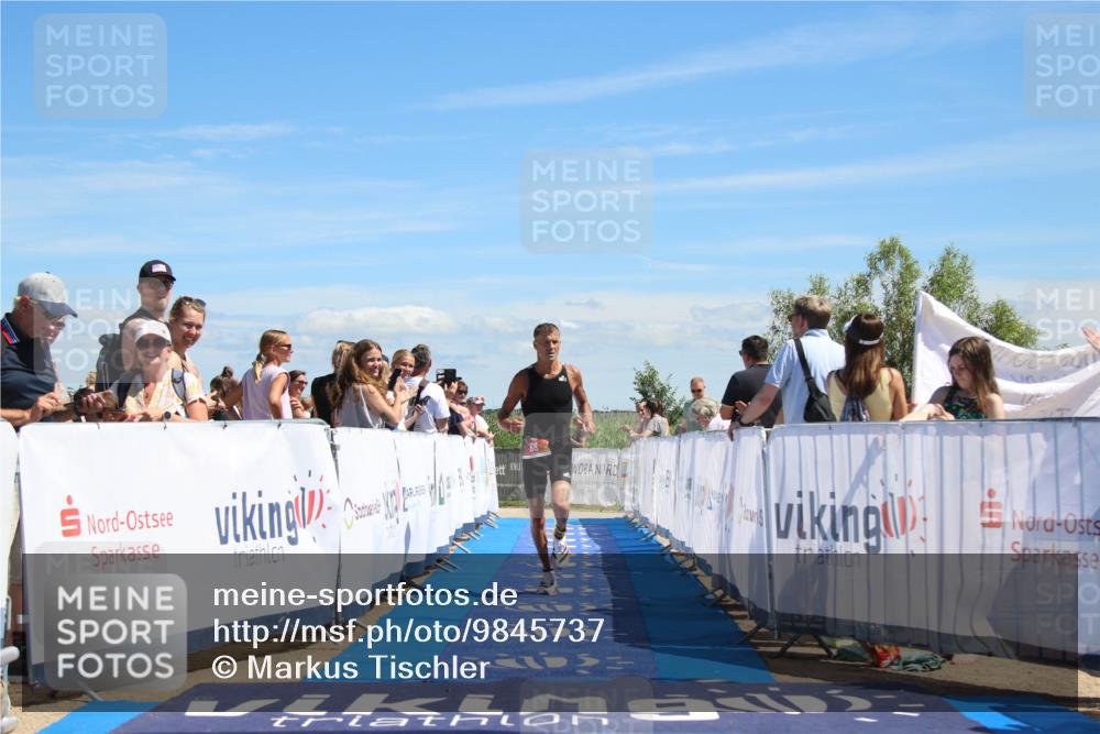 21.06.2026 - Viking Triathlon Markus Tischler http://msf.ph/oto/9845737 21.06.2026 14:50:07 Ziel 68, 90, 455 meine-sportfotos.de