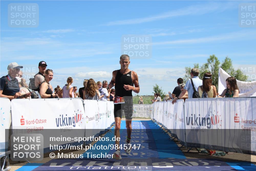 21.06.2026 - Viking Triathlon Markus Tischler http://msf.ph/oto/9845747 21.06.2026 14:50:08 Ziel 68, 90, 455 meine-sportfotos.de