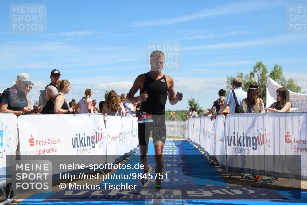 21.06.2026 - Viking Triathlon Markus Tischler http://msf.ph/oto/9845751 21.06.2026 14:50:09 Ziel 68, 90, 455 meine-sportfotos.de