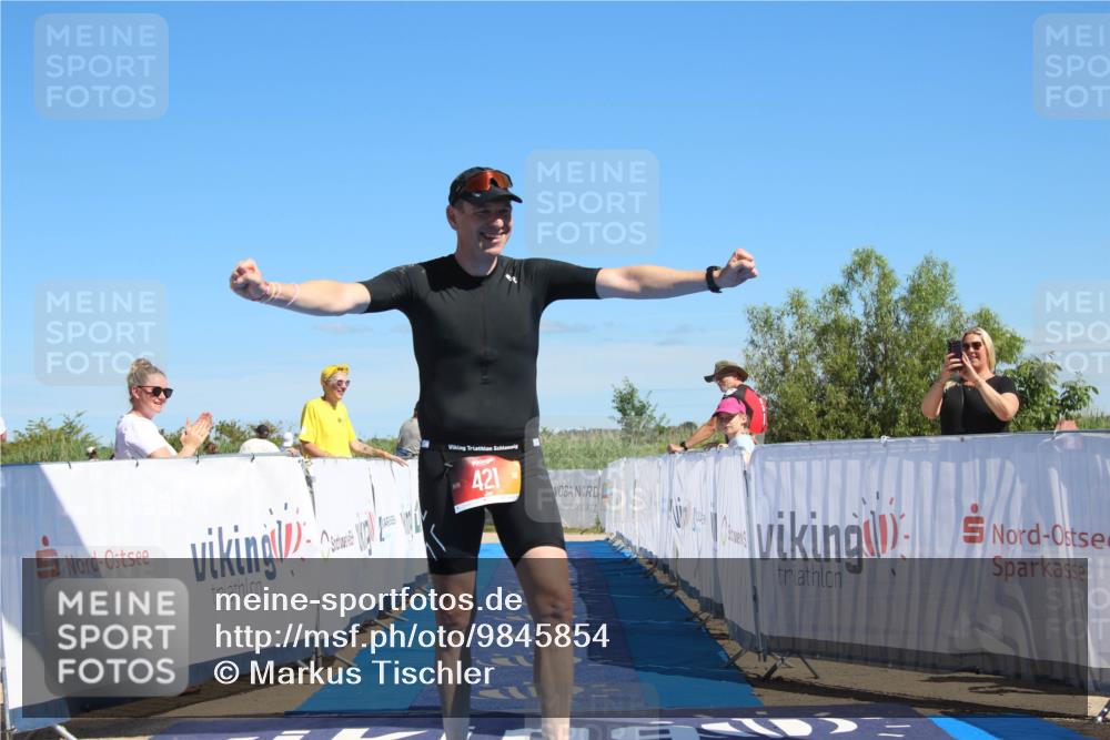 21.06.2026 - Viking Triathlon Markus Tischler http://msf.ph/oto/9845854 21.06.2026 16:05:57 Ziel 421 meine-sportfotos.de