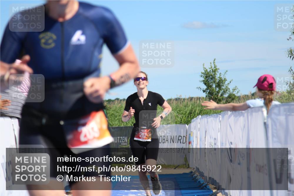 21.06.2026 - Viking Triathlon Markus Tischler http://msf.ph/oto/9845922 21.06.2026 16:09:30 Ziel 203, 207 meine-sportfotos.de