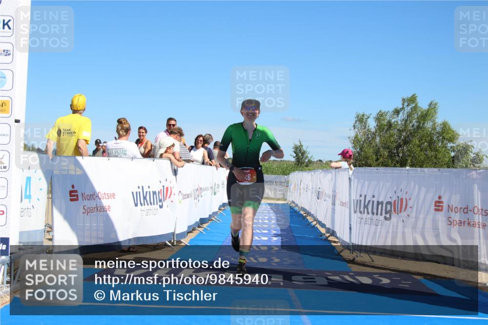 21.06.2026 - Viking Triathlon Markus Tischler http://msf.ph/oto/9845940 21.06.2026 16:09:38 Ziel 207, 346 meine-sportfotos.de