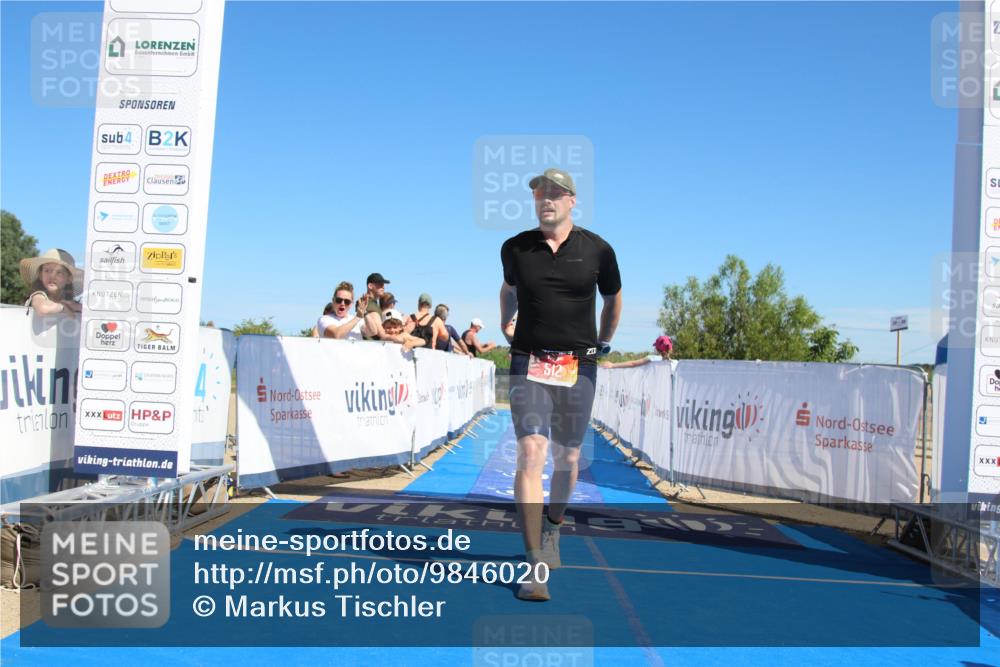 21.06.2026 - Viking Triathlon Markus Tischler http://msf.ph/oto/9846020 21.06.2026 16:12:37 Ziel 345, 439, 512 meine-sportfotos.de