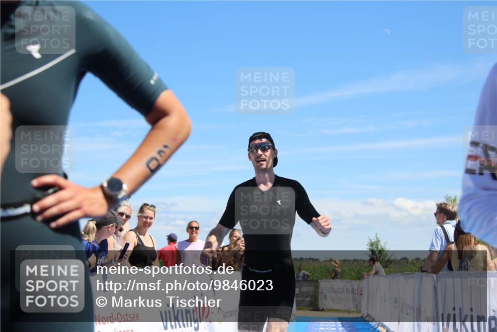 21.06.2026 - Viking Triathlon Markus Tischler http://msf.ph/oto/9846023 21.06.2026 14:52:45 Ziel 249, 376 meine-sportfotos.de