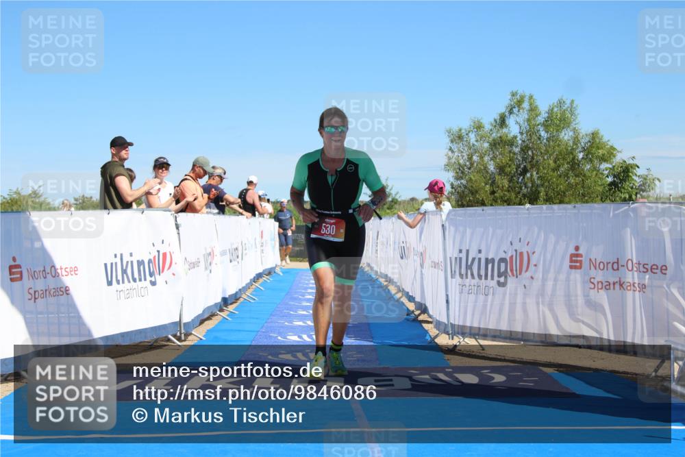 21.06.2026 - Viking Triathlon Markus Tischler http://msf.ph/oto/9846086 21.06.2026 16:14:03 Ziel 530 meine-sportfotos.de
