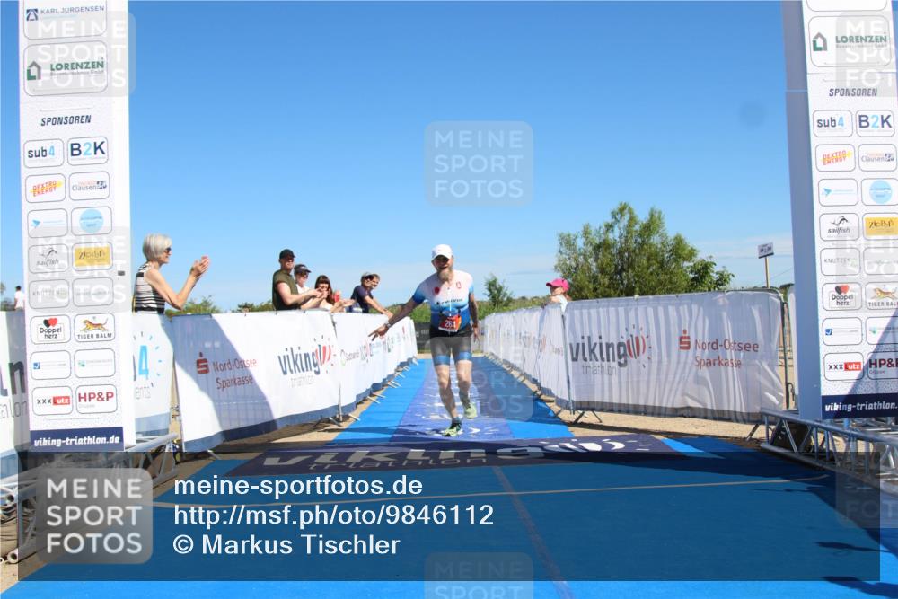 21.06.2026 - Viking Triathlon Markus Tischler http://msf.ph/oto/9846112 21.06.2026 16:15:34 Ziel 264 meine-sportfotos.de