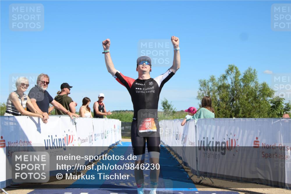 21.06.2026 - Viking Triathlon Markus Tischler http://msf.ph/oto/9846230 21.06.2026 16:22:01 Ziel 181 meine-sportfotos.de