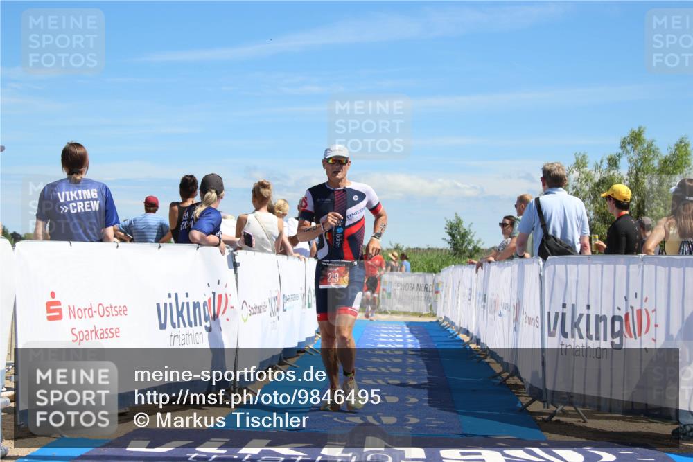 21.06.2026 - Viking Triathlon Markus Tischler http://msf.ph/oto/9846495 21.06.2026 14:59:19 Ziel 102, 219 meine-sportfotos.de
