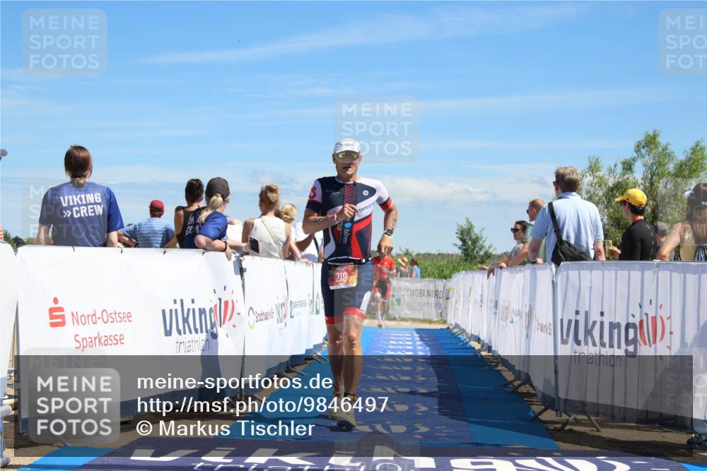 21.06.2026 - Viking Triathlon Markus Tischler http://msf.ph/oto/9846497 21.06.2026 14:59:19 Ziel 102, 219 meine-sportfotos.de