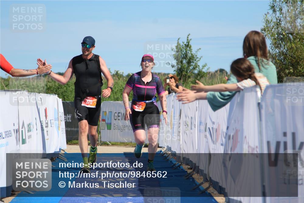 21.06.2026 - Viking Triathlon Markus Tischler http://msf.ph/oto/9846562 21.06.2026 16:33:10 Ziel 370, 424 meine-sportfotos.de