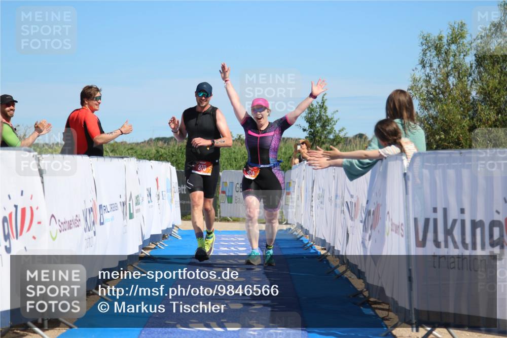 21.06.2026 - Viking Triathlon Markus Tischler http://msf.ph/oto/9846566 21.06.2026 16:33:11 Ziel 370, 424 meine-sportfotos.de