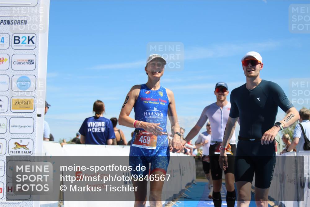 21.06.2026 - Viking Triathlon Markus Tischler http://msf.ph/oto/9846567 21.06.2026 15:00:10 Ziel 351, 403, 459, 546, 553 meine-sportfotos.de