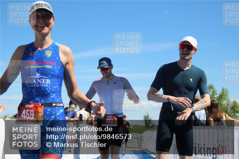 21.06.2026 - Viking Triathlon Markus Tischler http://msf.ph/oto/9846573 21.06.2026 15:00:10 Ziel 351, 403, 459, 546, 553 meine-sportfotos.de