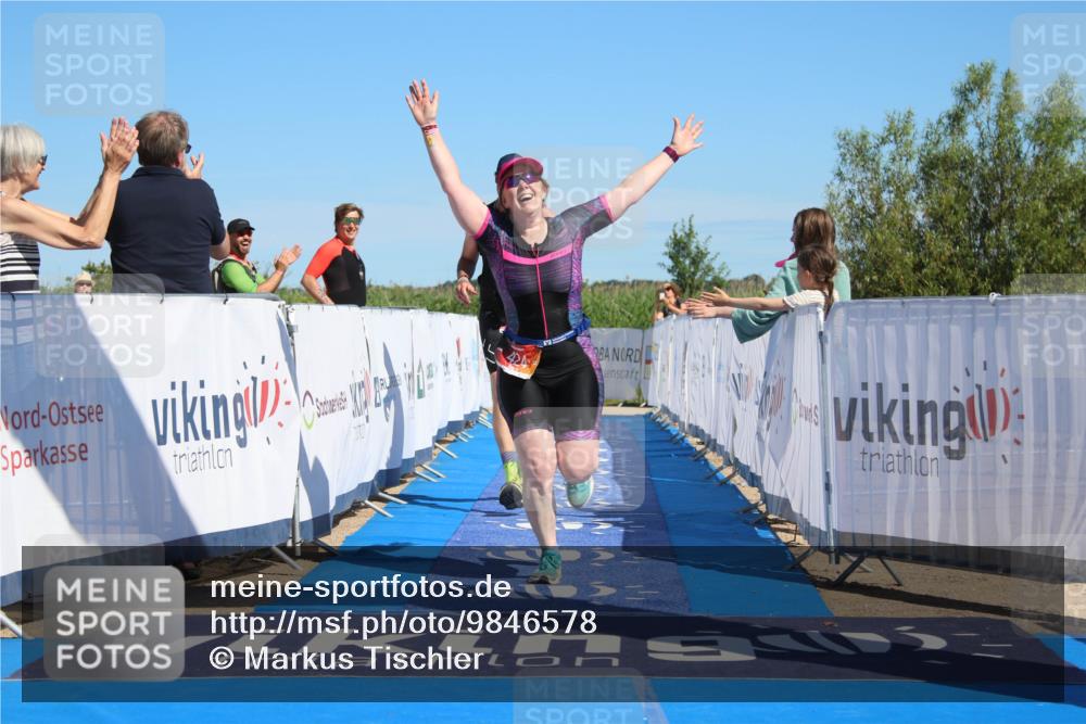 21.06.2026 - Viking Triathlon Markus Tischler http://msf.ph/oto/9846578 21.06.2026 16:33:12 Ziel 370, 424 meine-sportfotos.de
