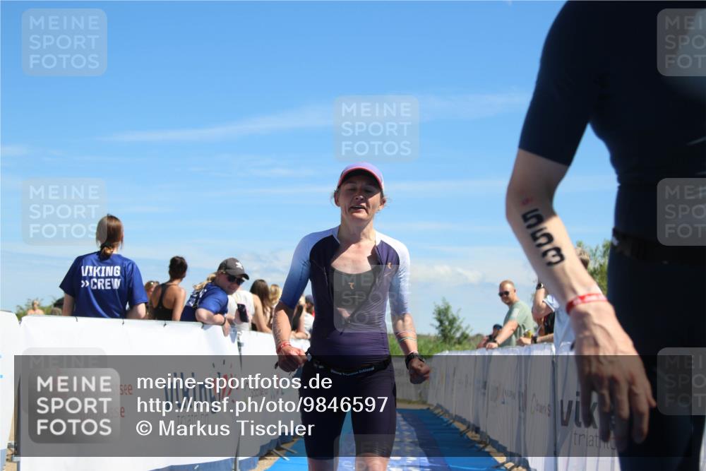 21.06.2026 - Viking Triathlon Markus Tischler http://msf.ph/oto/9846597 21.06.2026 15:00:15 Ziel 351, 403, 459, 546, 553 meine-sportfotos.de