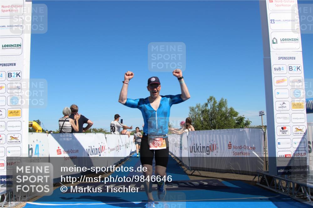 21.06.2026 - Viking Triathlon Markus Tischler http://msf.ph/oto/9846646 21.06.2026 16:35:17 Ziel 52, 379 meine-sportfotos.de