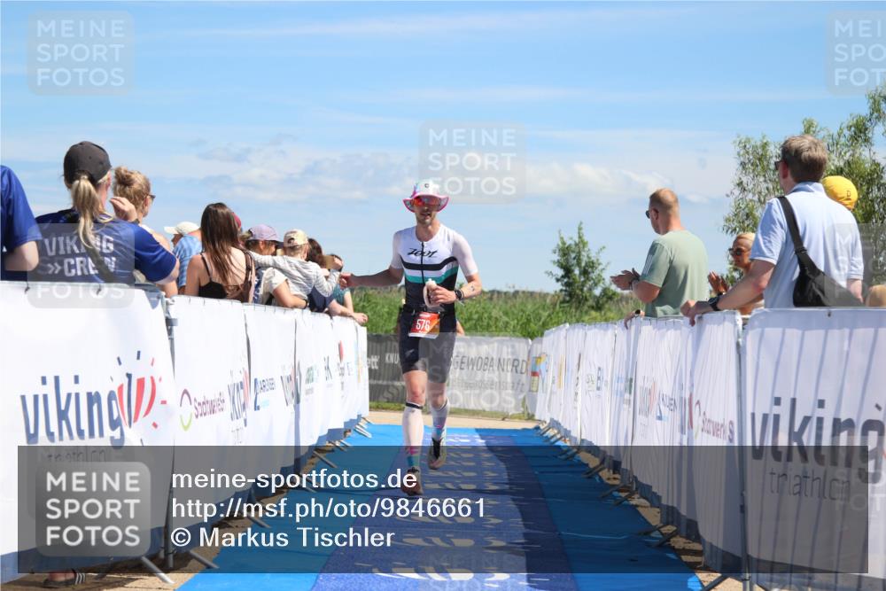 21.06.2026 - Viking Triathlon Markus Tischler http://msf.ph/oto/9846661 21.06.2026 15:00:59 Ziel 576 meine-sportfotos.de
