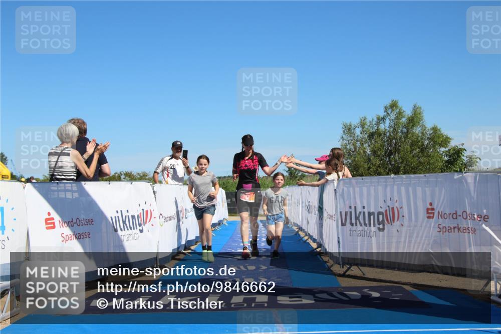 21.06.2026 - Viking Triathlon Markus Tischler http://msf.ph/oto/9846662 21.06.2026 16:35:19 Ziel 52, 379 meine-sportfotos.de
