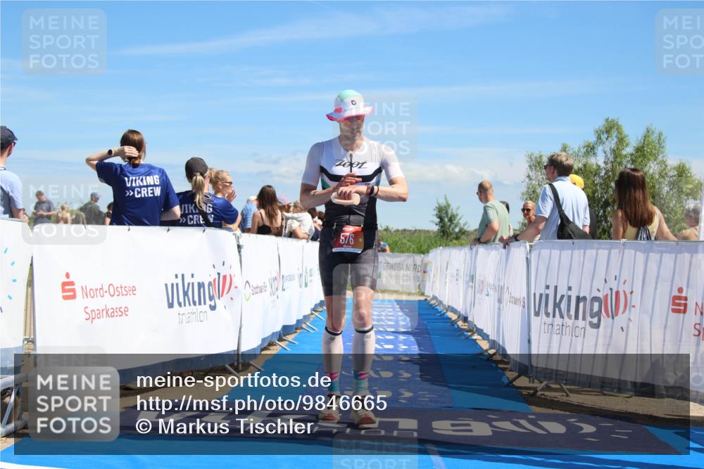 21.06.2026 - Viking Triathlon Markus Tischler http://msf.ph/oto/9846665 21.06.2026 15:01:01 Ziel 576 meine-sportfotos.de